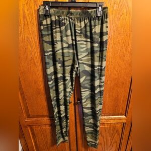 New Mix Green Camouflage Leggings SIZE PLUS